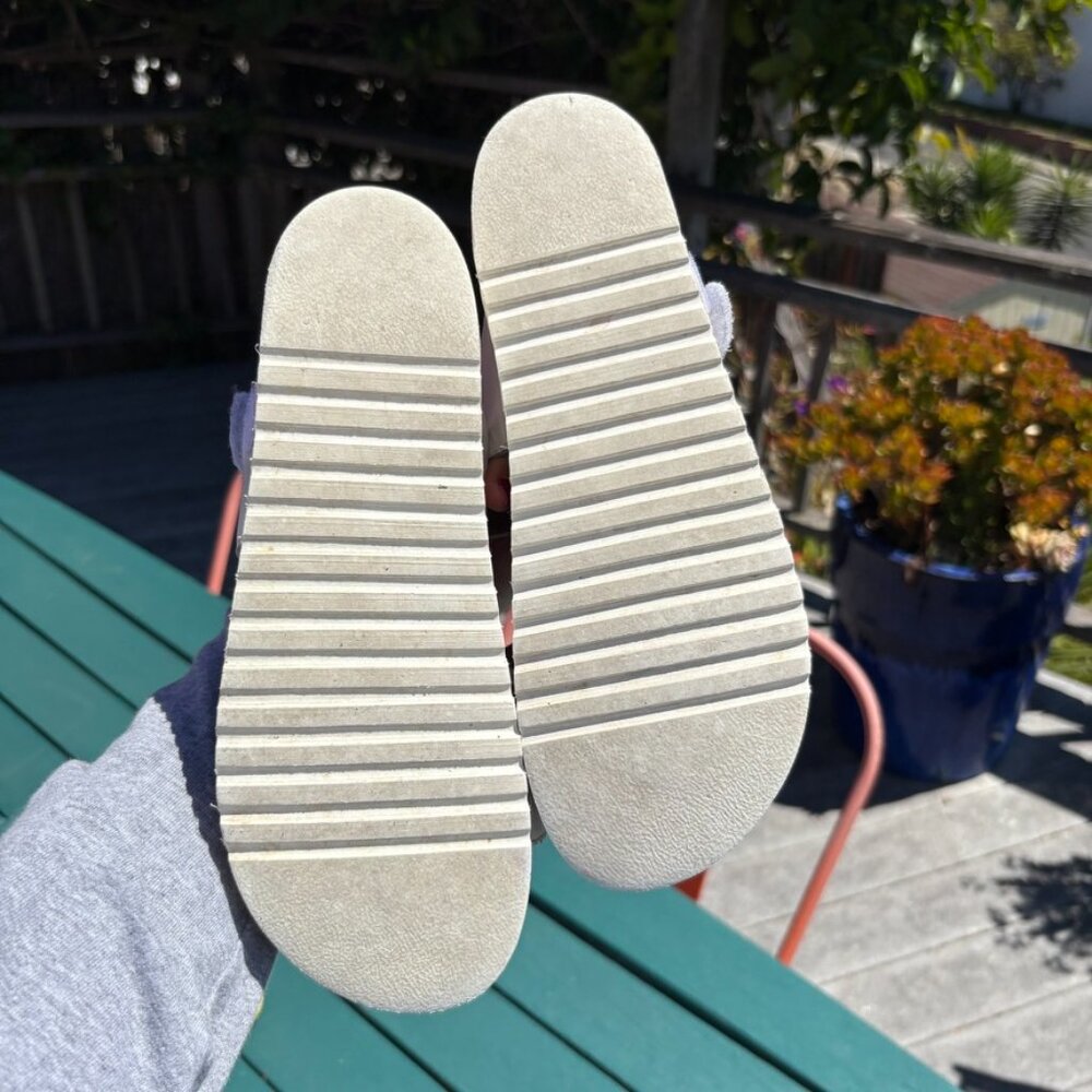 Taos Lola White Sandal - Picture 4 of 7